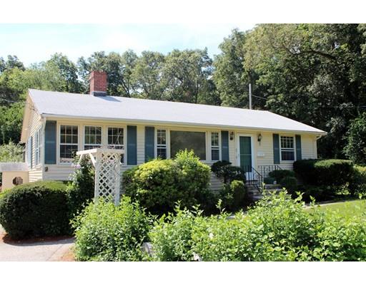 49 Rockland St, Hingham, MA 02043 photo 2