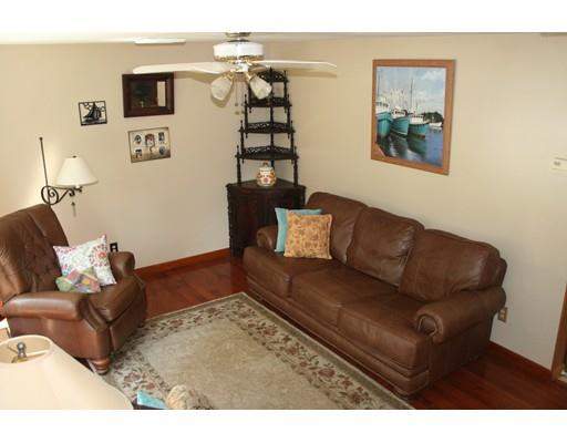 54 Campbell Dr, Easthampton, MA 01027 photo 4