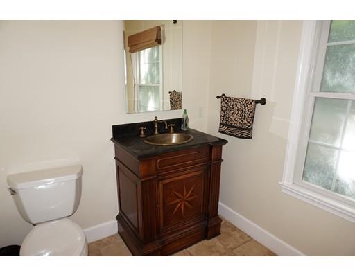 84 Spring St, Wakefield, MA 01880 photo 10
