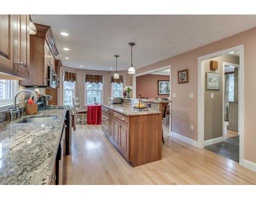 492 Summer Ave, Reading, MA 01867 photo 12