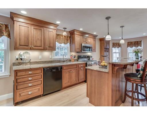 492 Summer Ave, Reading, MA 01867 photo 11