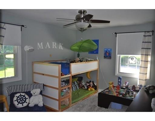 82 Borys Cir, Chicopee, MA 01013 photo 17