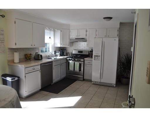 82 Borys Cir, Chicopee, MA 01013 photo 7