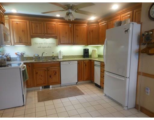 29 Richards Rd, Reading, MA 01867 photo 4