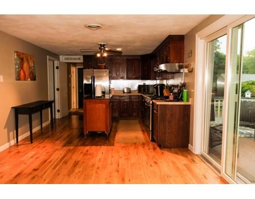 7 Farmers Ln, West Wareham, MA 02576 photo 8