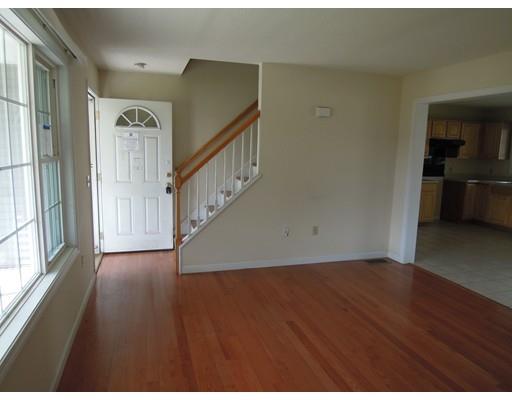 20 Paramount St, Springfield, MA 01104 photo 6