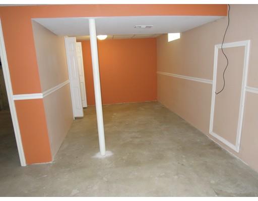 20 Paramount St, Springfield, MA 01104 photo 13