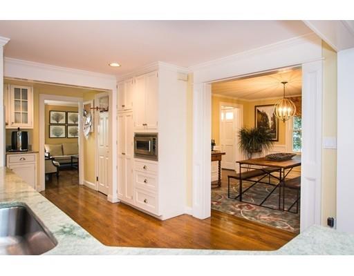 14 Holland St, Needham, MA 02492 photo 6