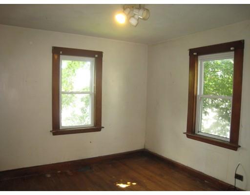5 Springfield St, Gloucester, MA 01930 photo 2