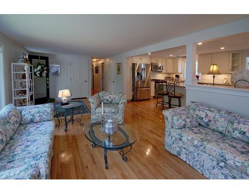 6 Robin Ln, Mashpee, MA 02649 photo 12