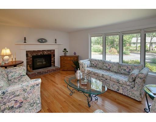 6 Robin Ln, Mashpee, MA 02649 photo 11