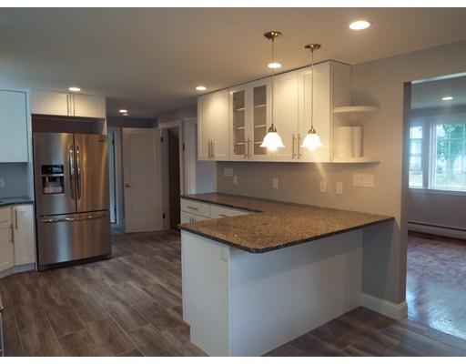 70 Scott Cir, Dedham, MA 02026 photo 5