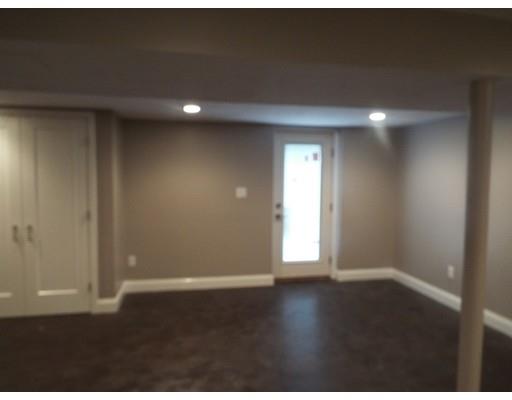 70 Scott Cir, Dedham, MA 02026 photo 20