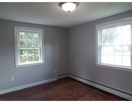 70 Scott Cir, Dedham, MA 02026 photo 10