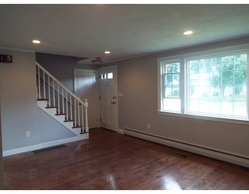 70 Scott Cir, Dedham, MA 02026 photo 4