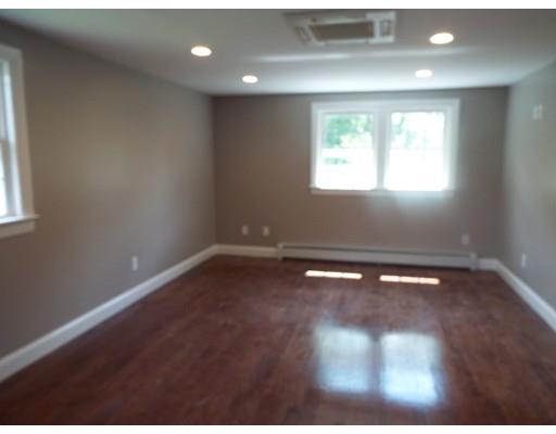 70 Scott Cir, Dedham, MA 02026 photo 11