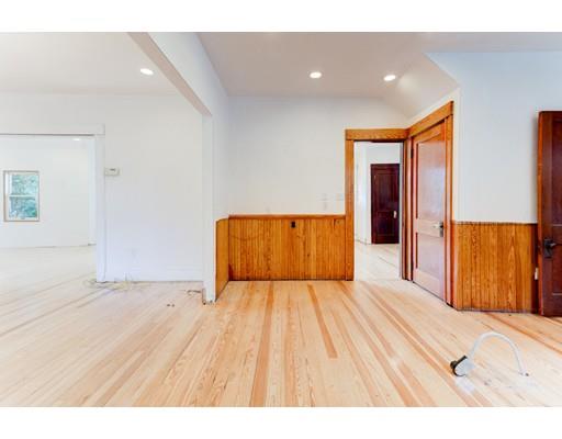 27 Klebart Ave, Webster, MA 01570 photo 8