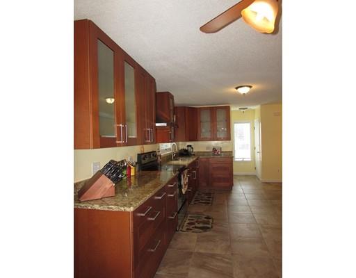 65 Bruce St, Springfield, MA 01119 photo 16