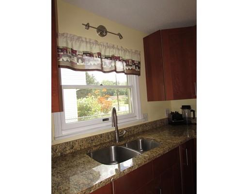 65 Bruce St, Springfield, MA 01119 photo 18