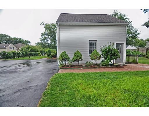 7 Azalea Cir, Dedham, MA 02026 photo 4