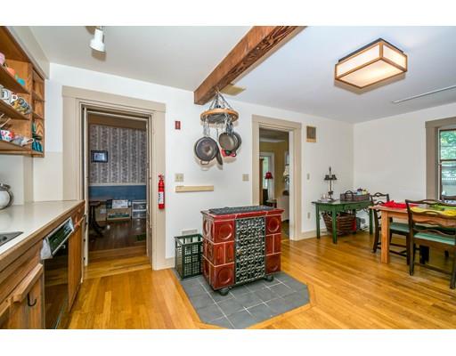 65 Temple St, Reading, MA 01867 photo 13