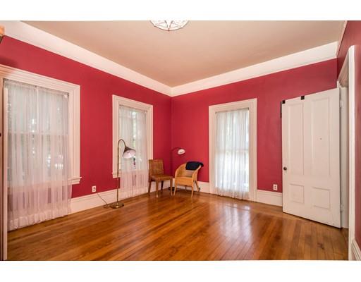 65 Temple St, Reading, MA 01867 photo 6