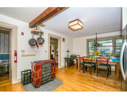65 Temple St, Reading, MA 01867 photo 12