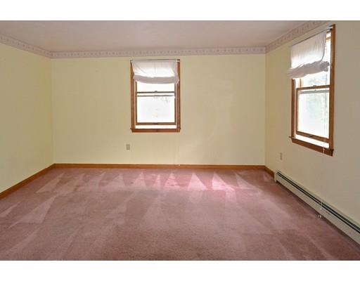 16 Helen St, West Wareham, MA 02576 photo 8