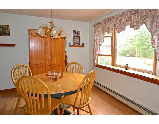 16 Helen St, West Wareham, MA 02576 photo 5