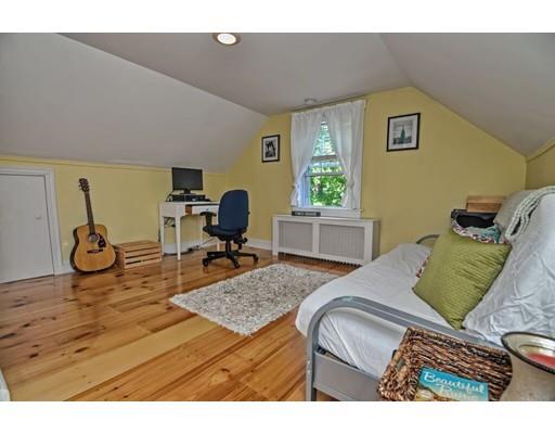 51 Bond St, Reading, MA 01867 photo 25