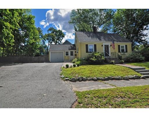 51 Bond St, Reading, MA 01867 photo 4