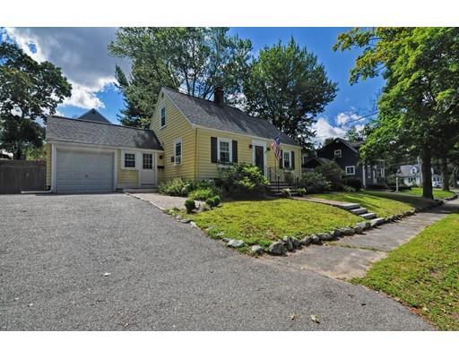 51 Bond St, Reading, MA 01867 photo 3