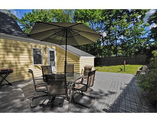 51 Bond St, Reading, MA 01867 photo 9
