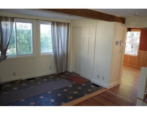 37 Crescent Ave, Beverly, MA 01915 photo 6