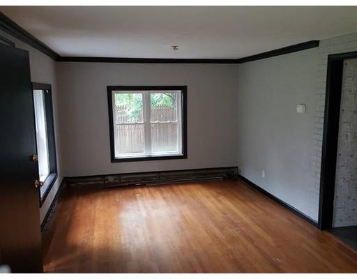 100 Standish St, Worcester, MA 01604 photo 3