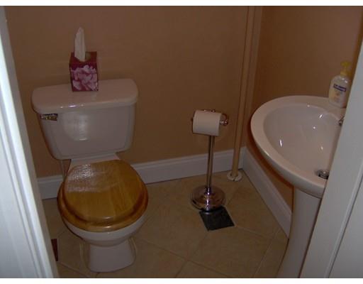 35 Clearview Ave, Worcester, MA 01605 photo 23