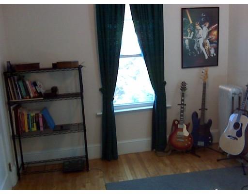 35 Clearview Ave, Worcester, MA 01605 photo 21