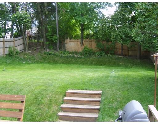 35 Clearview Ave, Worcester, MA 01605 photo 4
