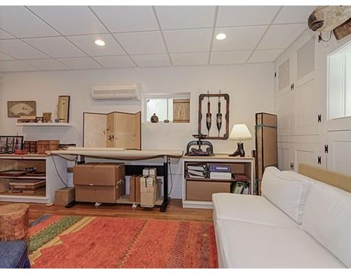 416 Clinton Rd, Brookline, MA 02445 photo 28