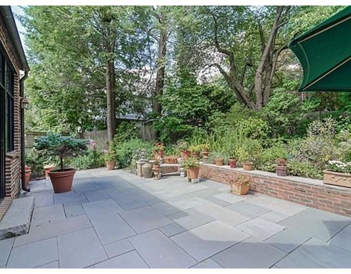 416 Clinton Rd, Brookline, MA 02445 photo 12