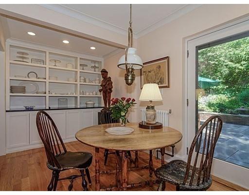 416 Clinton Rd, Brookline, MA 02445 photo 10