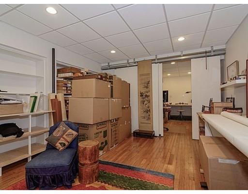 416 Clinton Rd, Brookline, MA 02445 photo 30