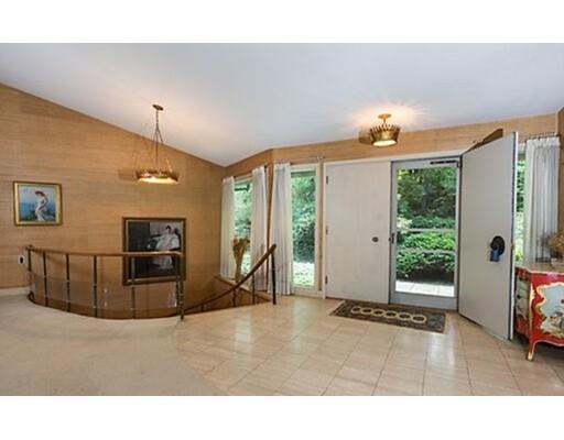 16 Montclair Dr, Worcester, MA 01609 photo 3
