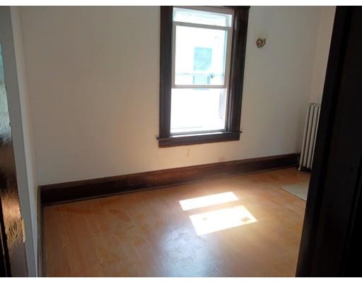 72 Northampton Ave, Springfield, MA 01109 photo 6