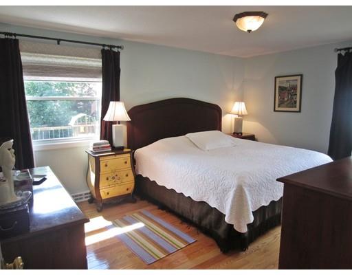 33 Gould St, Needham, MA 02494 photo 6