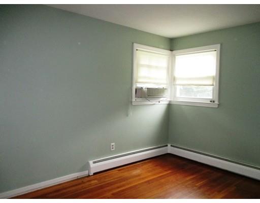 17 Venus Dr, Worcester, MA 01605 photo 10