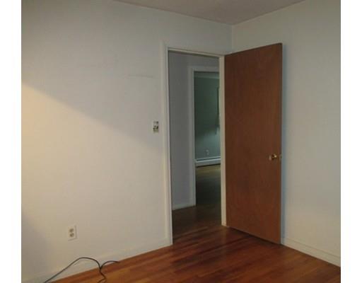 17 Venus Dr, Worcester, MA 01605 photo 12