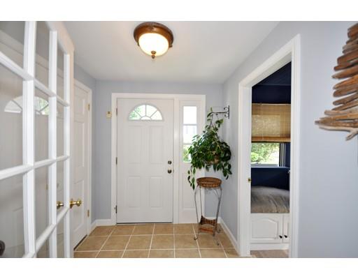 12 Pleasant St, Maynard, MA 01754 photo 2