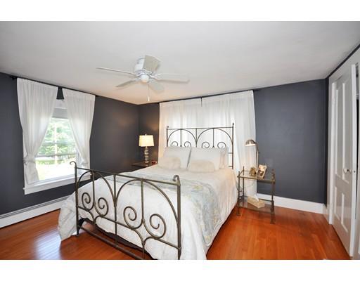 12 Pleasant St, Maynard, MA 01754 photo 17