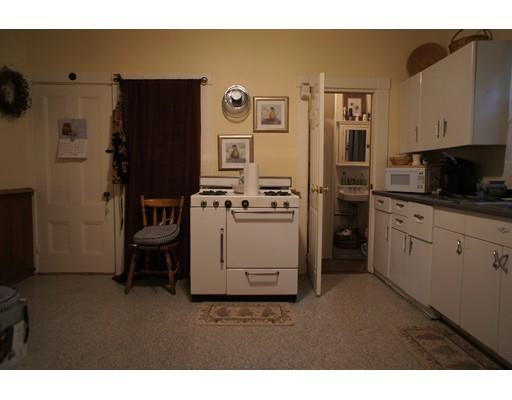 11 Beech St, Reading, MA 01867 photo 6